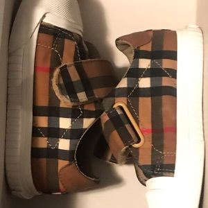 Toddler Burberry unisex shoes